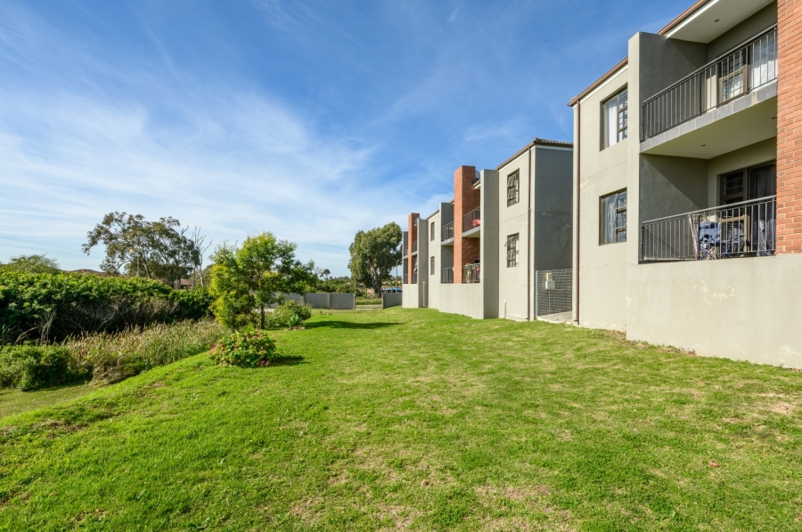 2 Bedroom Property for Sale in Sherwood Eastern Cape